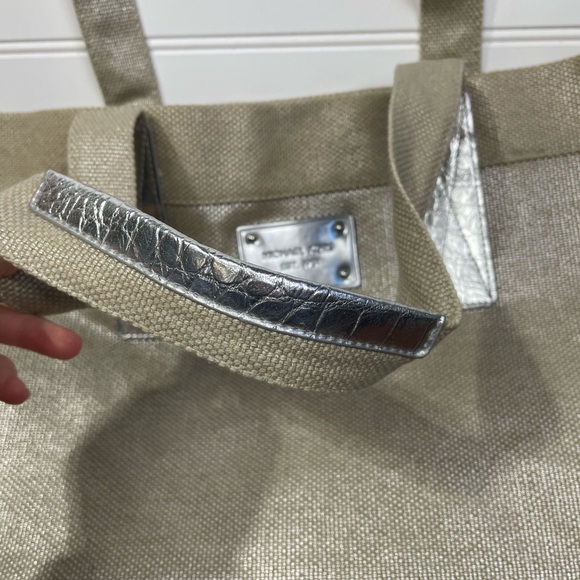 Michael Kors Tan Tote Bag - Picture 7 of 14